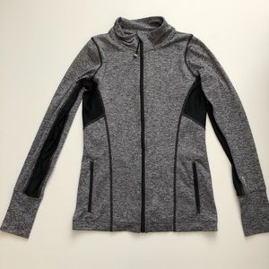 Lorna Jane zip through